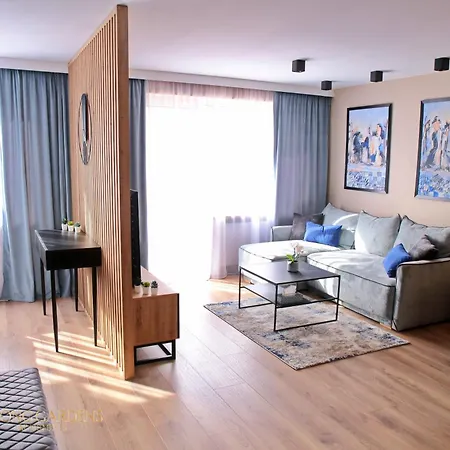 Apartament Long Gardens Premium Old Town