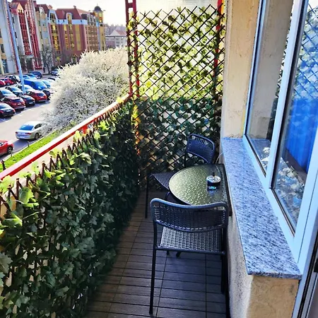 Long Gardens Premium Old Town Apartament *